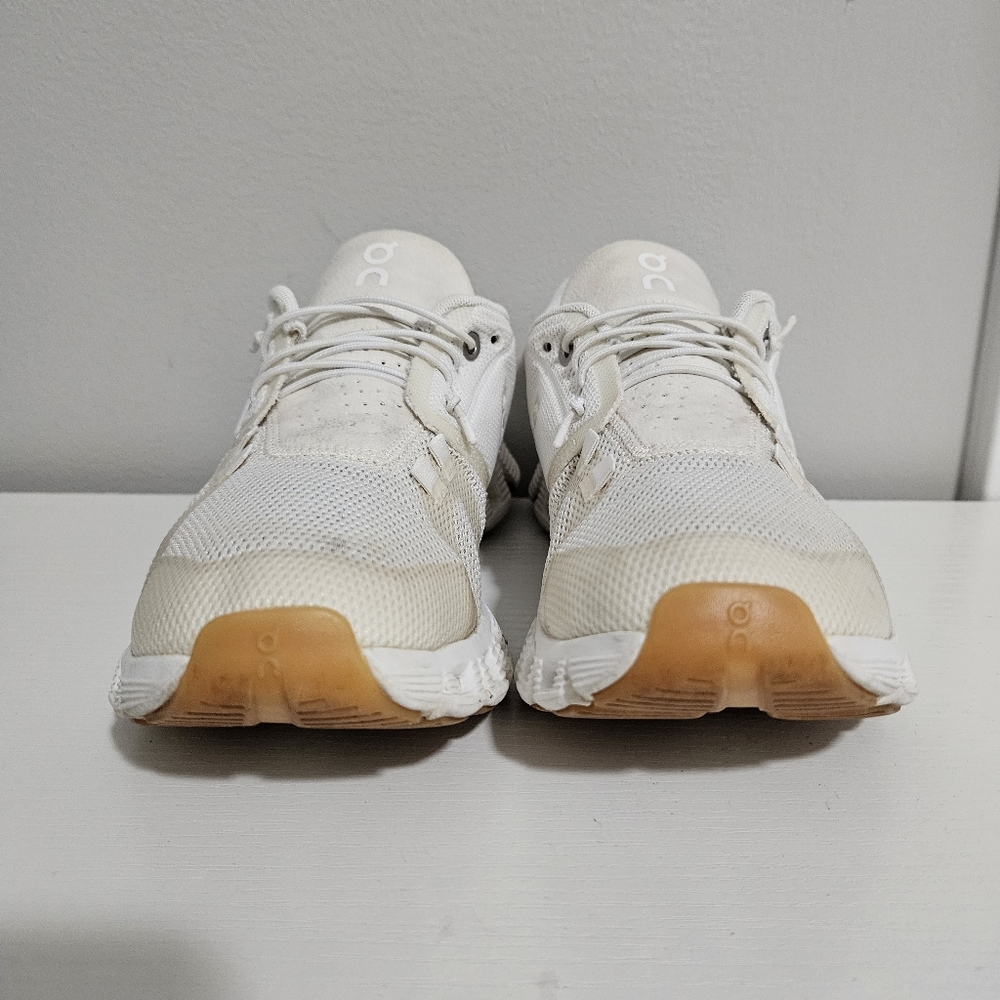 On Running Women's Shoes - Picture 2 of 10